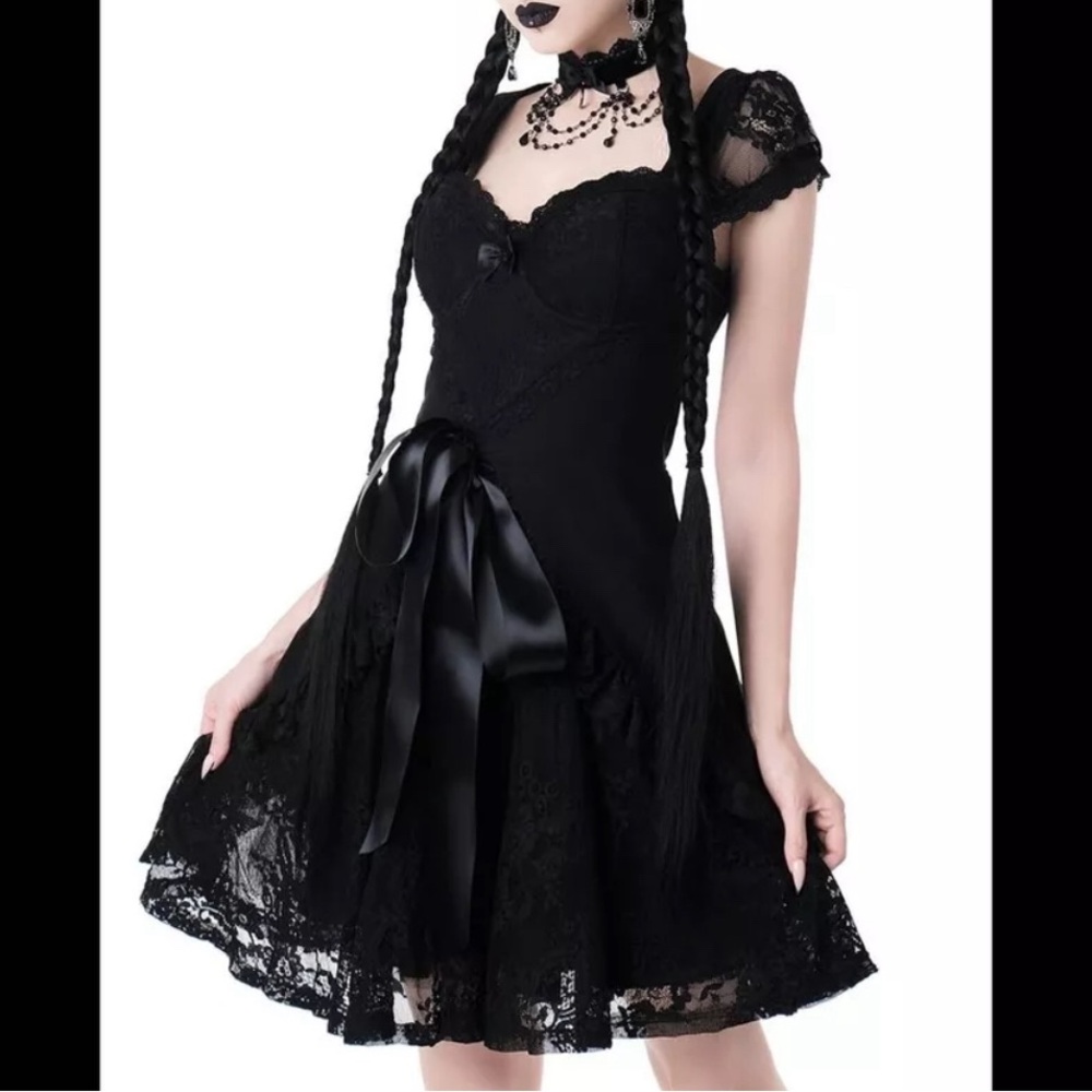 Elegant Black Lace Dress